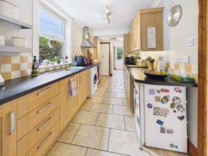 Kitchen- click for photo gallery